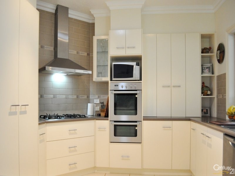 7 Flinders Street, Cabarlah QLD 4352