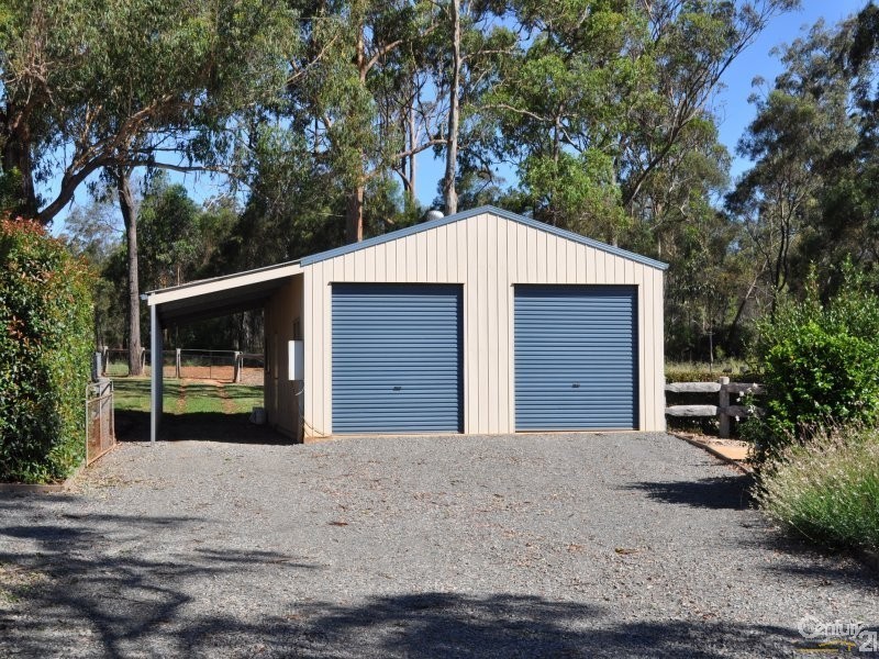 7 Flinders Street, Cabarlah QLD 4352