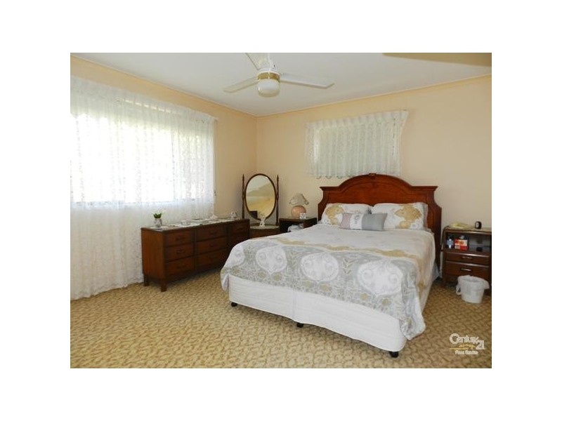 19 Winstanley Street, Newtown QLD 4350