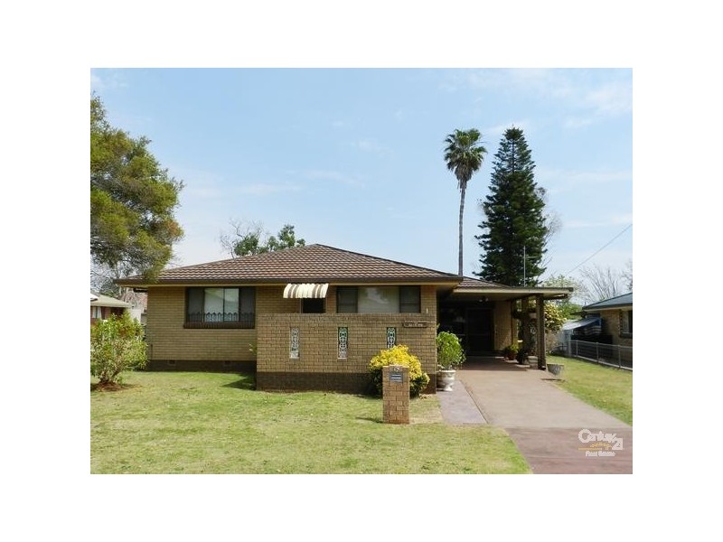 19 Winstanley Street, Newtown QLD 4350