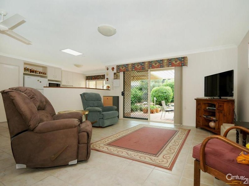 18 Girrawheen Street, Rangeville QLD 4350