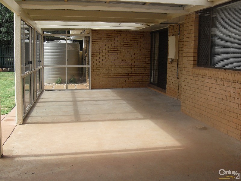 4 Sherry Street, Wilsonton Heights QLD 4350