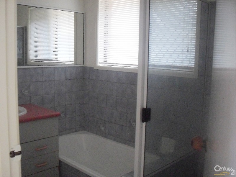 4 Sherry Street, Wilsonton Heights QLD 4350