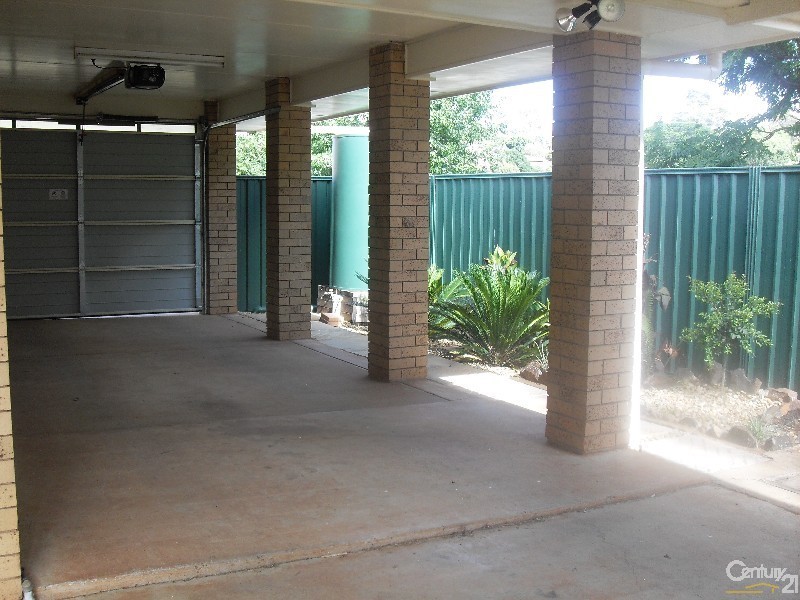 4 Sherry Street, Wilsonton Heights QLD 4350