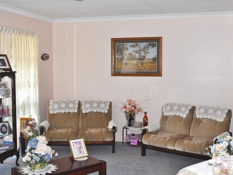 17 Merino Street, Harristown QLD 4350