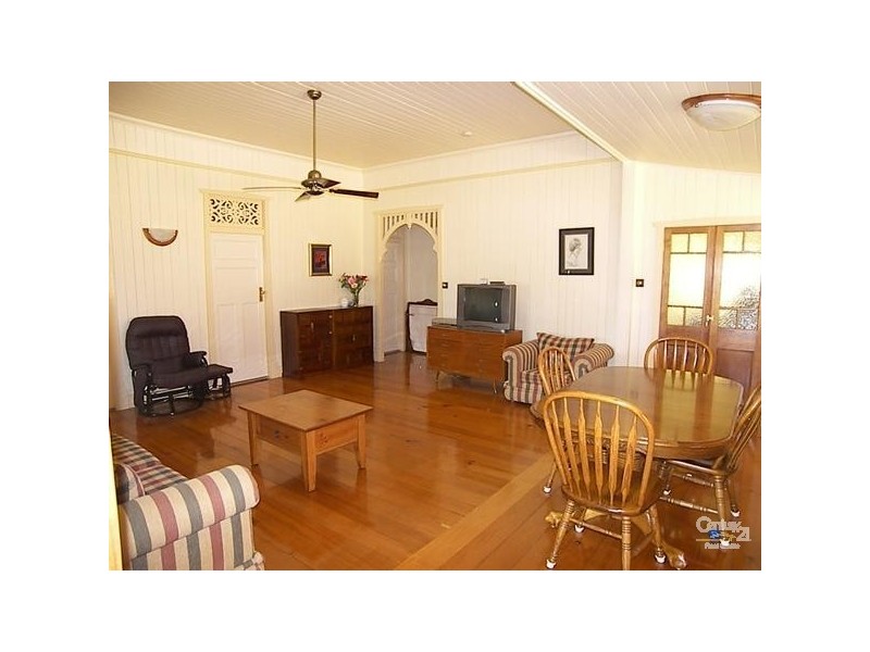 17 Vacy Street, South Toowoomba QLD 4350