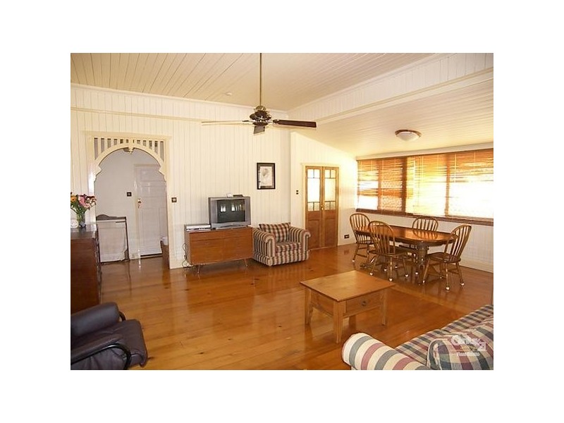 17 Vacy Street, South Toowoomba QLD 4350