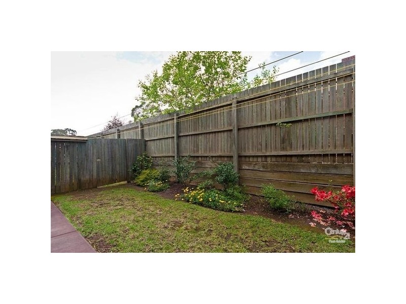 8/2 Roser Close, Kearneys Spring QLD 4350