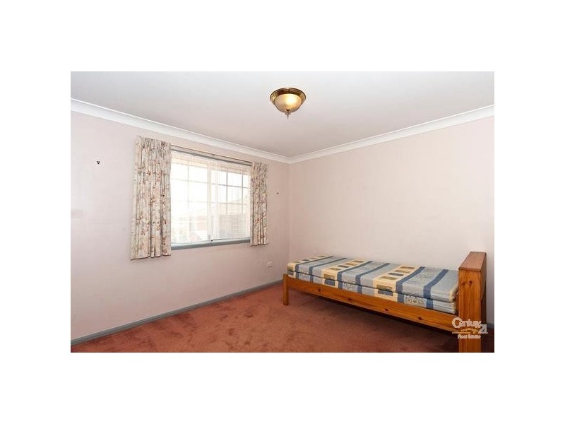 8/2 Roser Close, Kearneys Spring QLD 4350