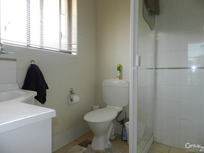 12 Highland Park Road, Meringandan West QLD 4352