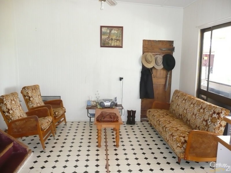 41 Cory Street, Oakey QLD 4401