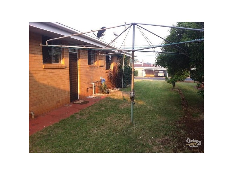 486 Alderley Street, Harristown QLD 4350