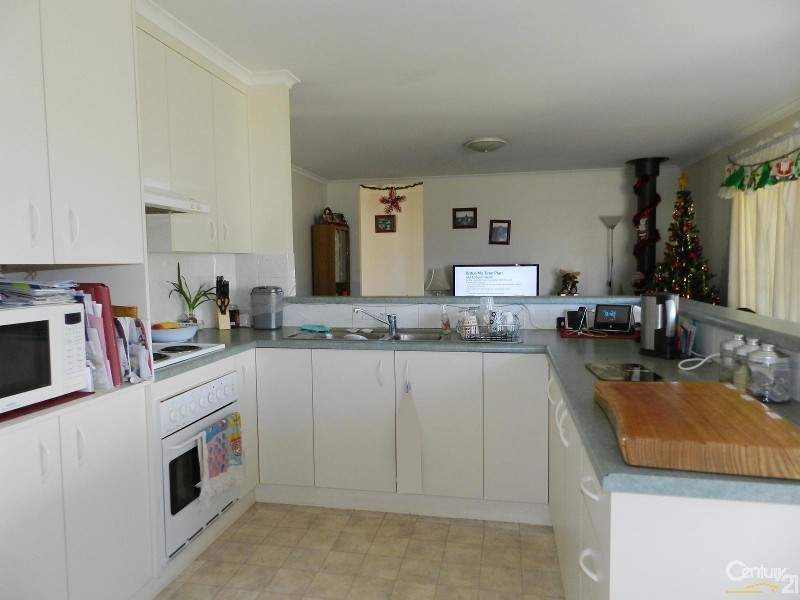 12 Gundry Court, Kearneys Spring QLD 4350