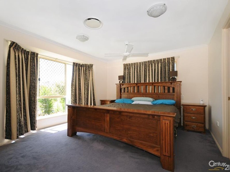 20 Patron Crescent, Glenvale QLD 4350
