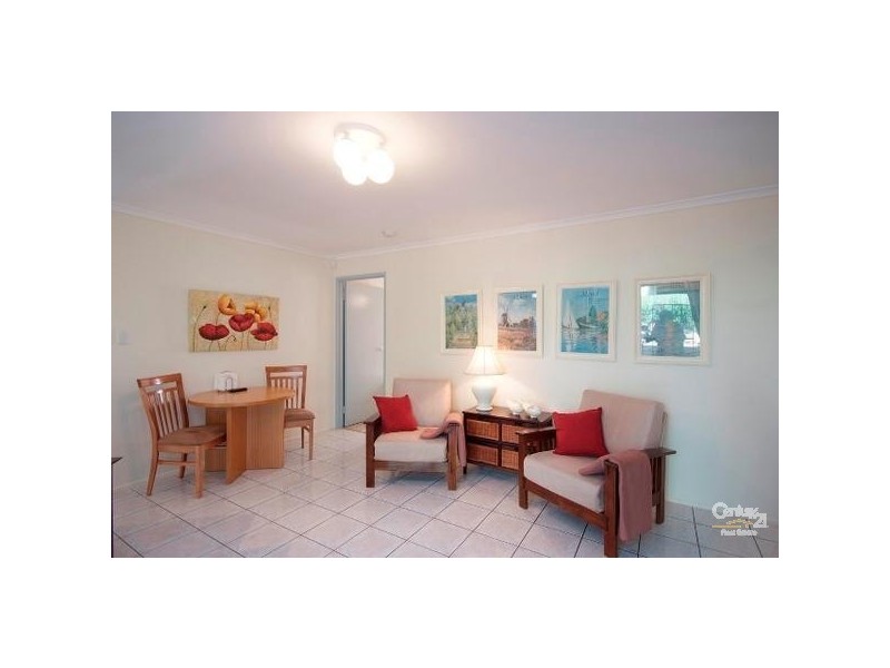 121 Glenvale Road, Newtown QLD 4350