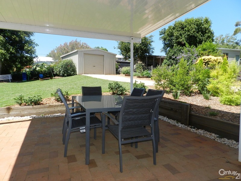 14 Cranley Street, South Toowoomba QLD 4350