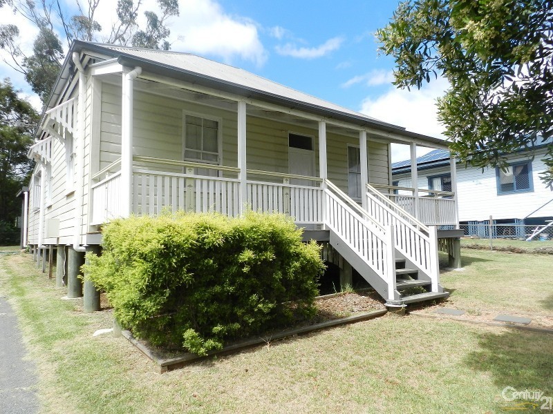 22 Tighe Street, Newtown QLD 4350