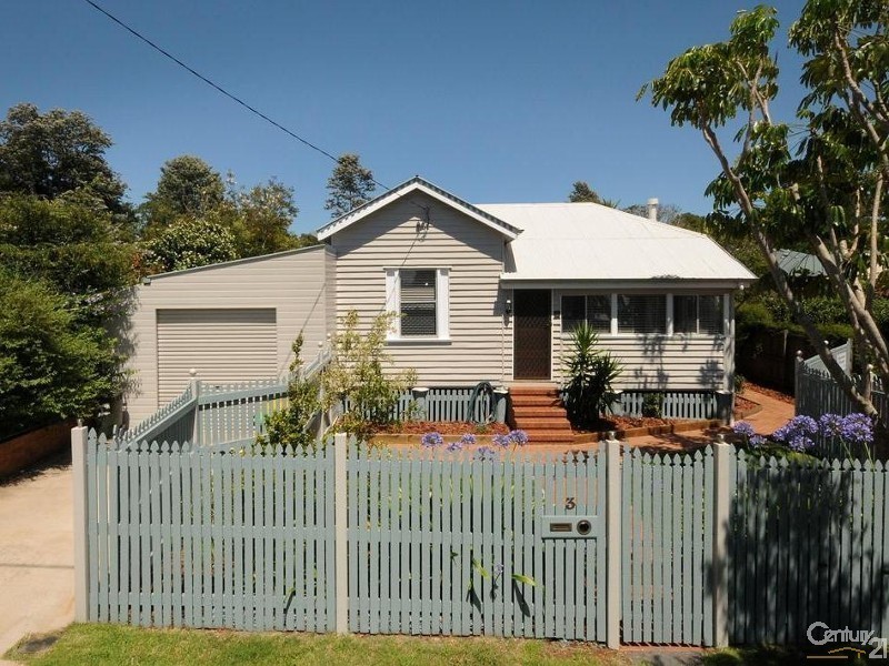 3 Empress Street, Centenary Heights QLD 4350