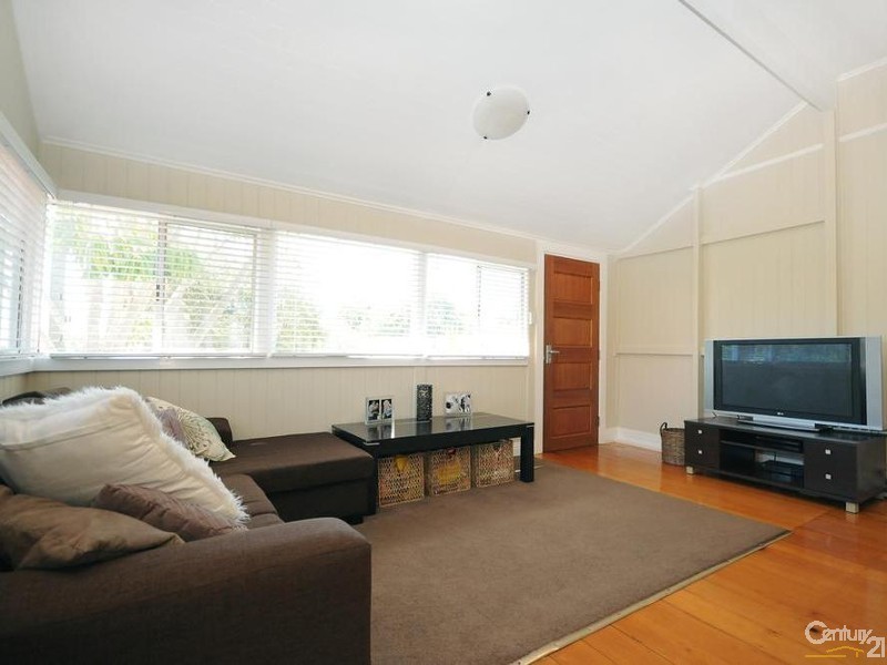 3 Empress Street, Centenary Heights QLD 4350