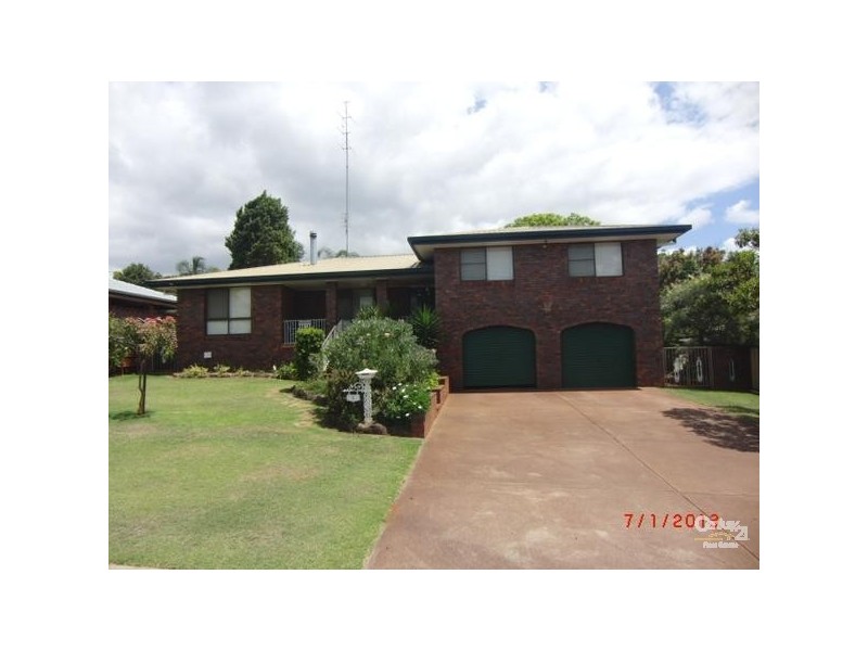 8 Jacaranda Court, Rangeville QLD 4350