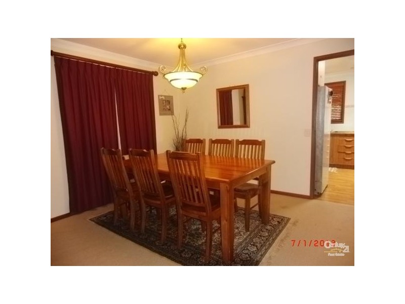 8 Jacaranda Court, Rangeville QLD 4350