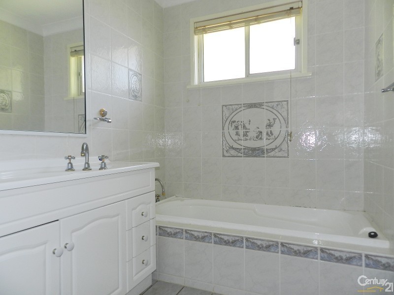 6 Rowbotham Street, Rangeville QLD 4350