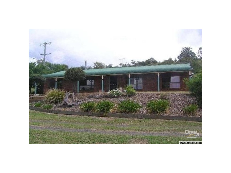 16 Hillview Crescent, Gowrie Junction QLD 4352