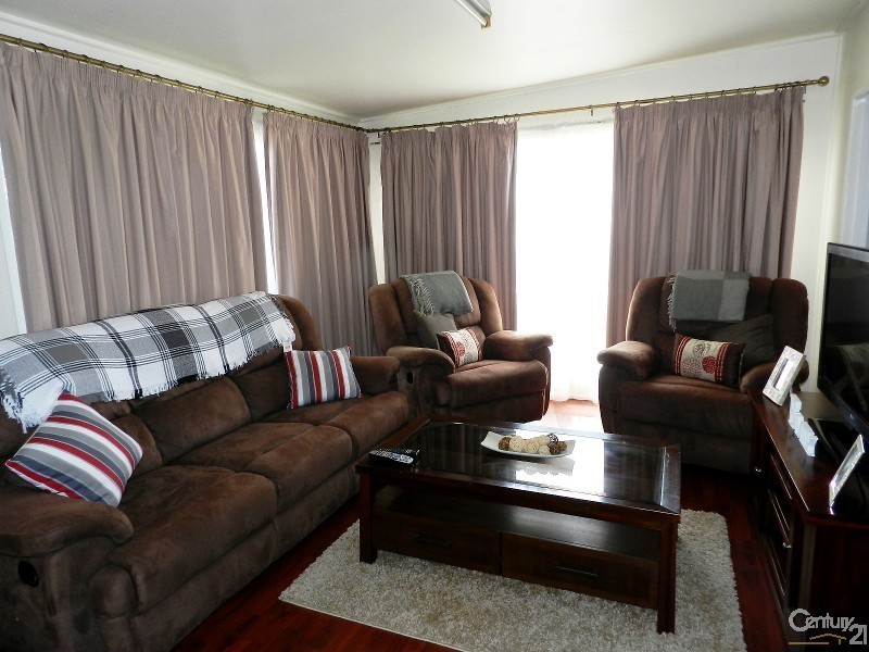 26 Lloyd Street, Harristown QLD 4350