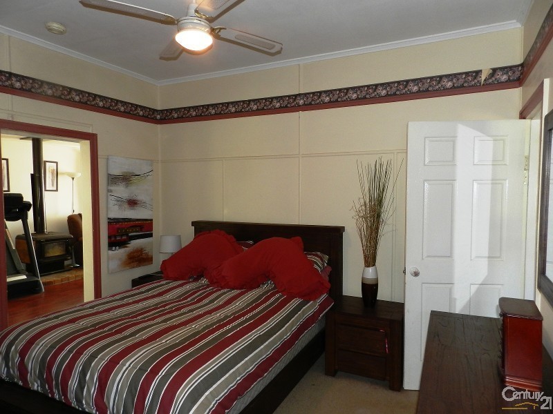 26 Lloyd Street, Harristown QLD 4350