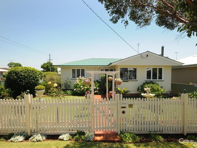 23 Fromalls Street, Harristown QLD 4350