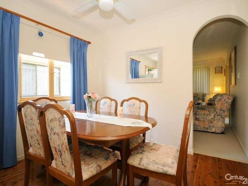 23 Fromalls Street, Harristown QLD 4350