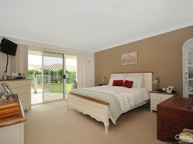 95 Spring Street, Middle Ridge QLD 4350