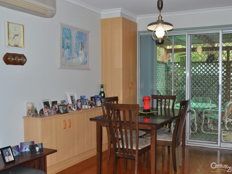 10 Chelsea Court, Centenary Heights QLD 4350