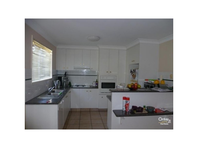 2/7 Hawthorne Street, East Toowoomba QLD 4350