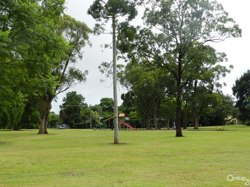 26 Maker Street, Rangeville QLD 4350