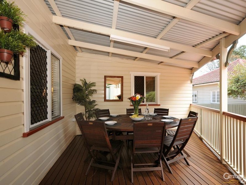 38 Llewellyn Street, Centenary Heights QLD 4350