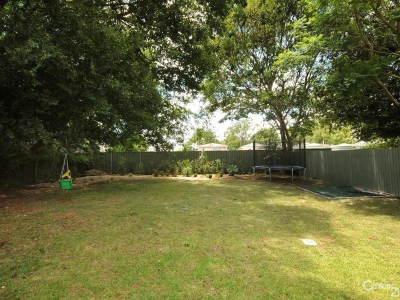 38 Llewellyn Street, Centenary Heights QLD 4350