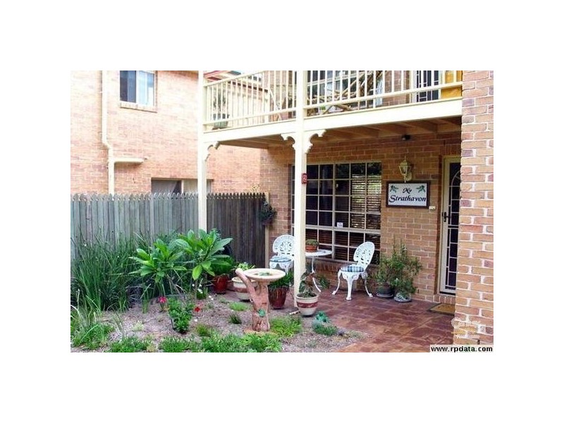 2/6 Burns Street, East Toowoomba QLD 4350