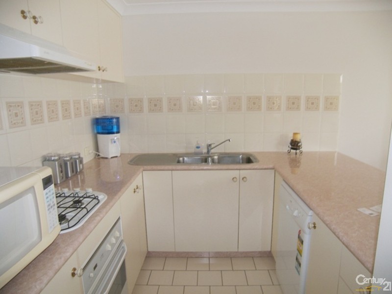 3/228 Mackenzie Street, Rangeville QLD 4350