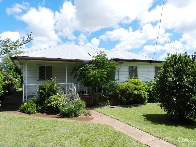 32 James Street, Rangeville QLD 4350