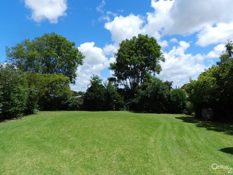 32 James Street, Rangeville QLD 4350