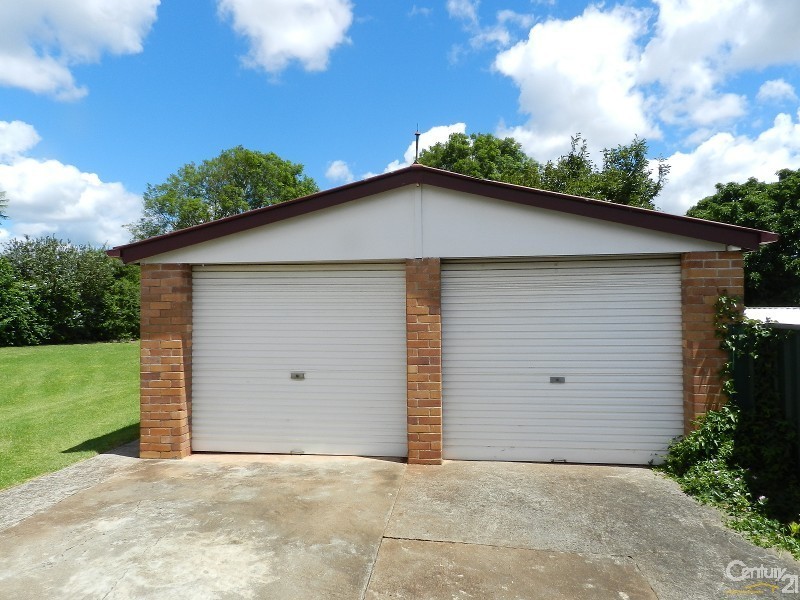 32 James Street, Rangeville QLD 4350