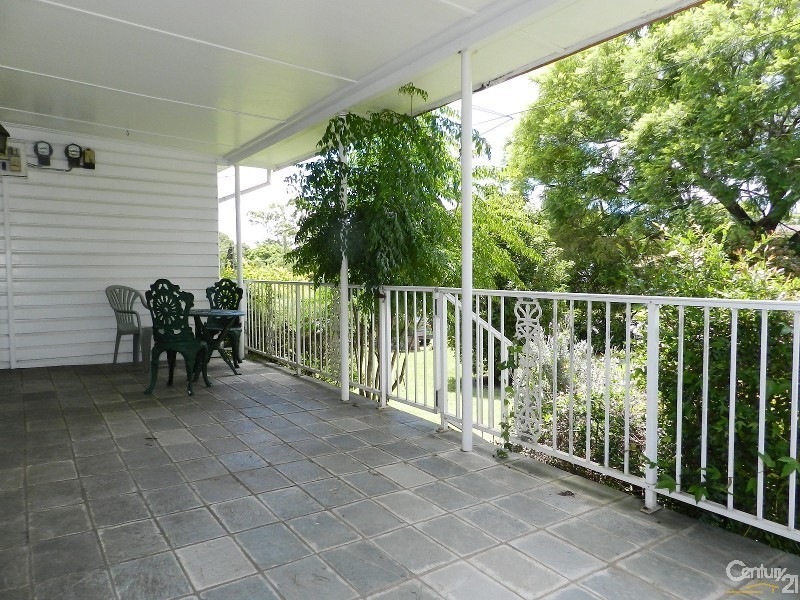 32 James Street, Rangeville QLD 4350