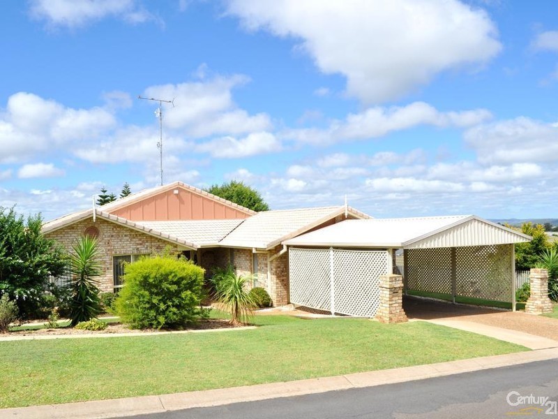 10 Mirage Court, Wilsonton QLD 4350