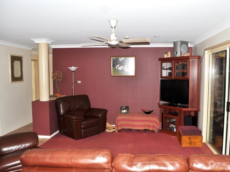 10 Mirage Court, Wilsonton QLD 4350