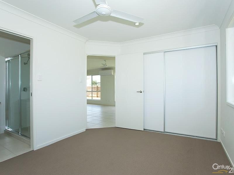 54 Neville Road, Clifton QLD 4361