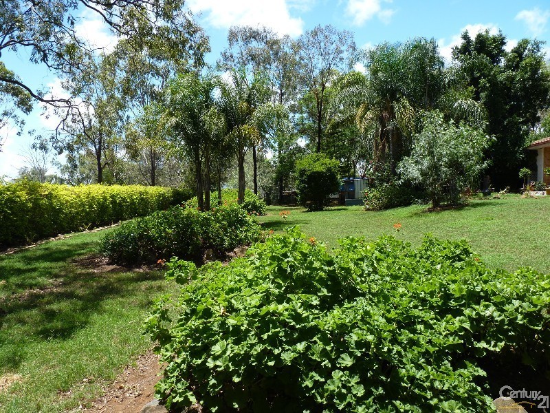 6 Hastings Road, Oakey via, Toowoomba QLD 4350
