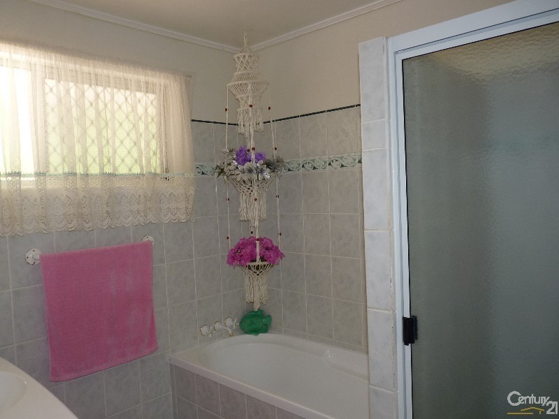 6 Hastings Road, Oakey via, Toowoomba QLD 4350