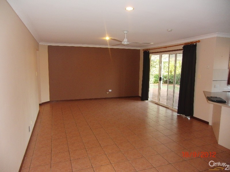 7 May Court, Middle Ridge QLD 4350