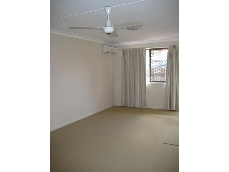 2/257 North Street, Wilsonton QLD 4350